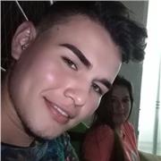 Cómo trabajador social doy base escencial de que la enseñanza nace a través de la filosofía que cada ser humano aplique en su cotidianidad y su vida social